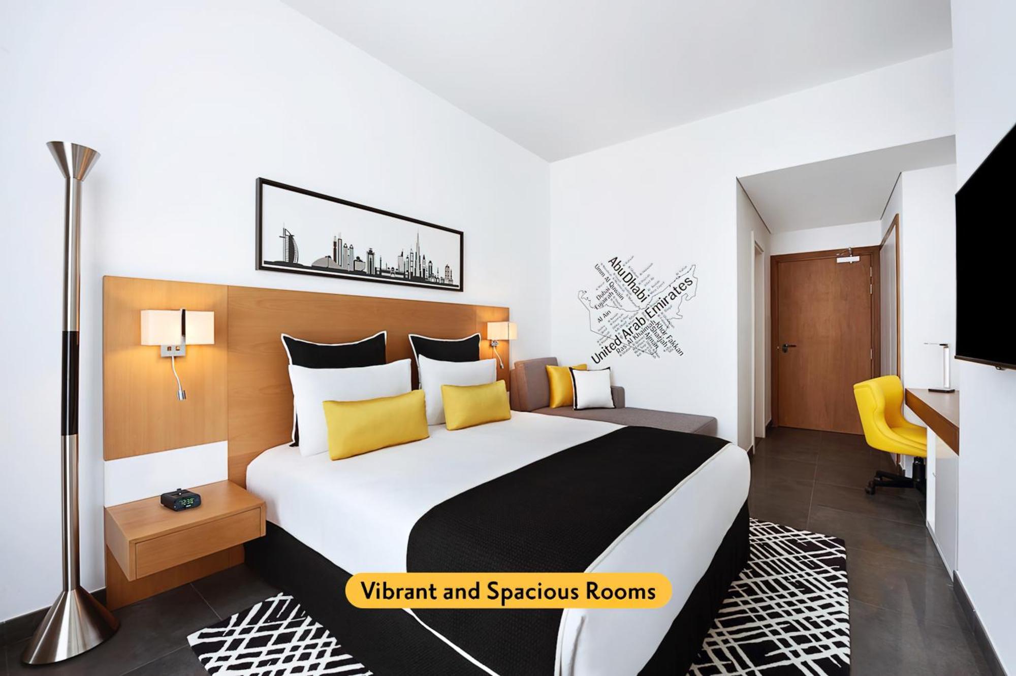 Tryp By Wyndham Dubai Hotel Exterior foto Vibrant and Spacious Rooms