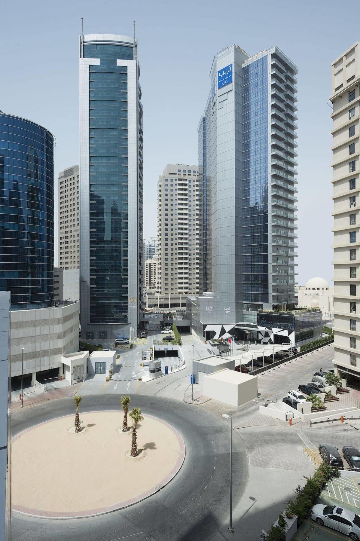 Tryp By Wyndham Dubai Hotel Exterior foto TRTP