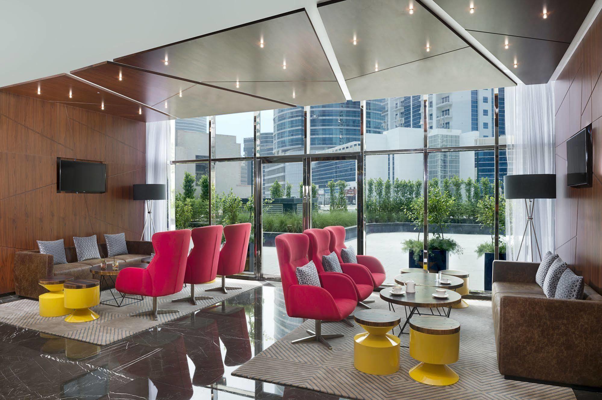 Tryp By Wyndham Dubai Hotel Exterior foto The lounge at the hotel