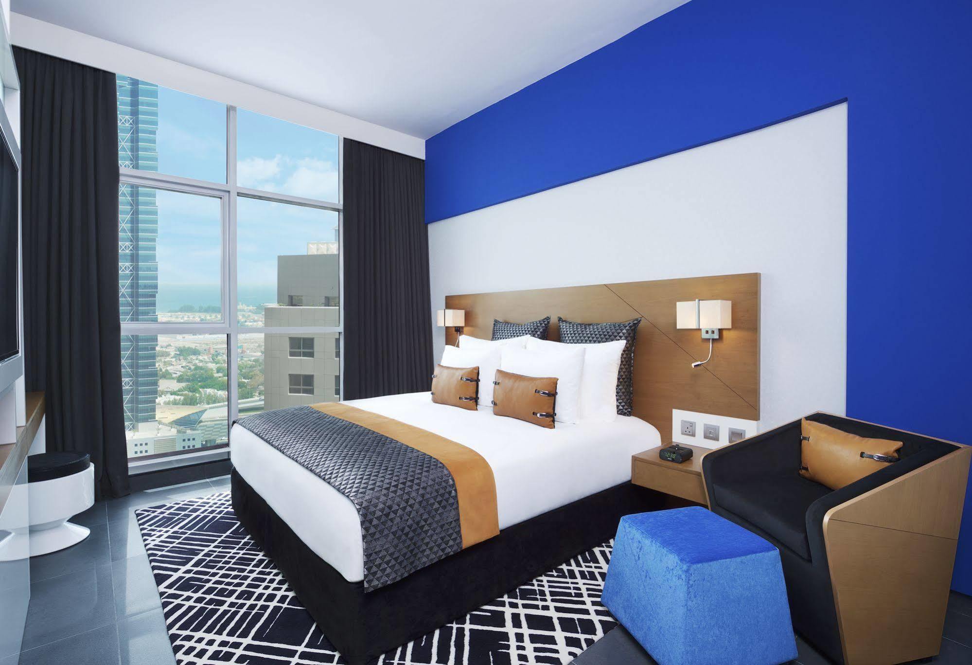 Tryp By Wyndham Dubai Hotel Exterior foto A room at the hotel