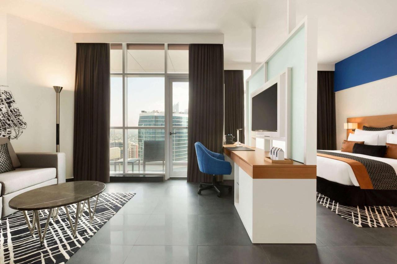 Tryp By Wyndham Dubai Hotel Exterior foto A room at the hotel